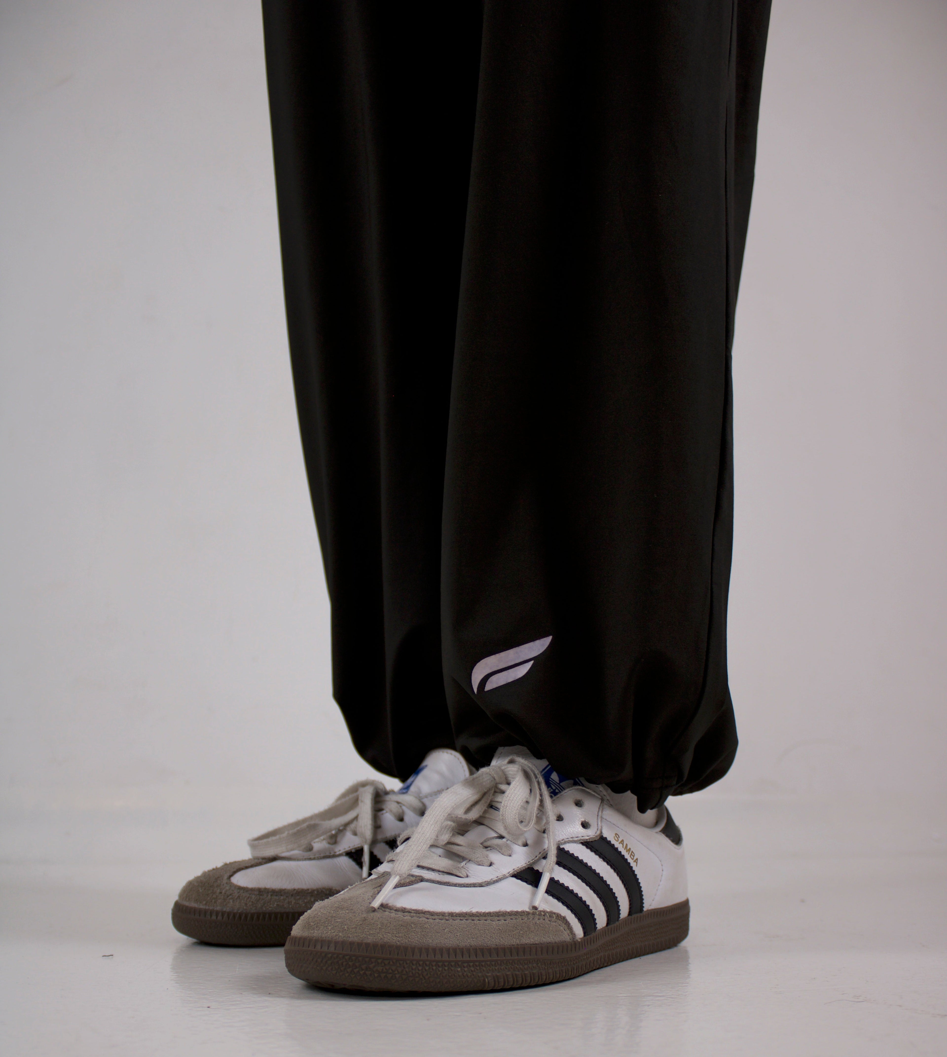 Essential Adjustable Wide-Leg pants