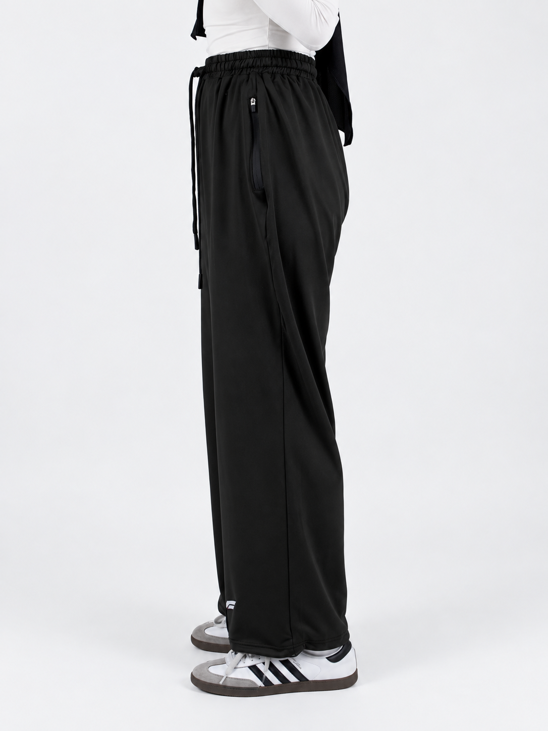 Essential Adjustable Wide-Leg pants