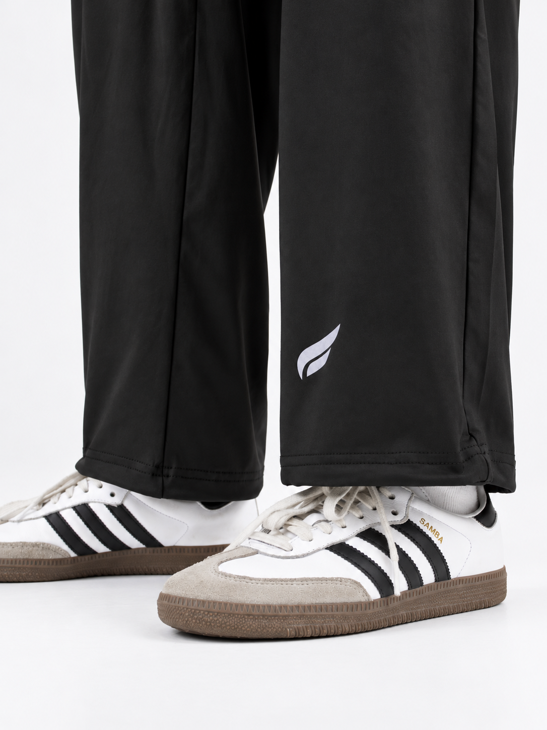 Essential Adjustable Wide-Leg pants