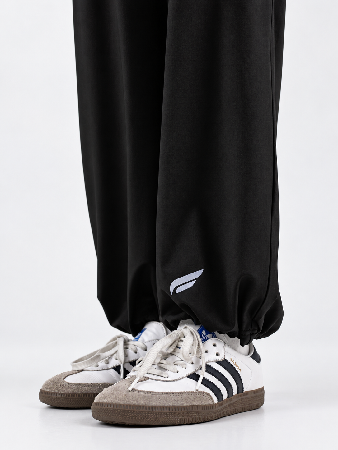 Essential Adjustable Wide-Leg pants